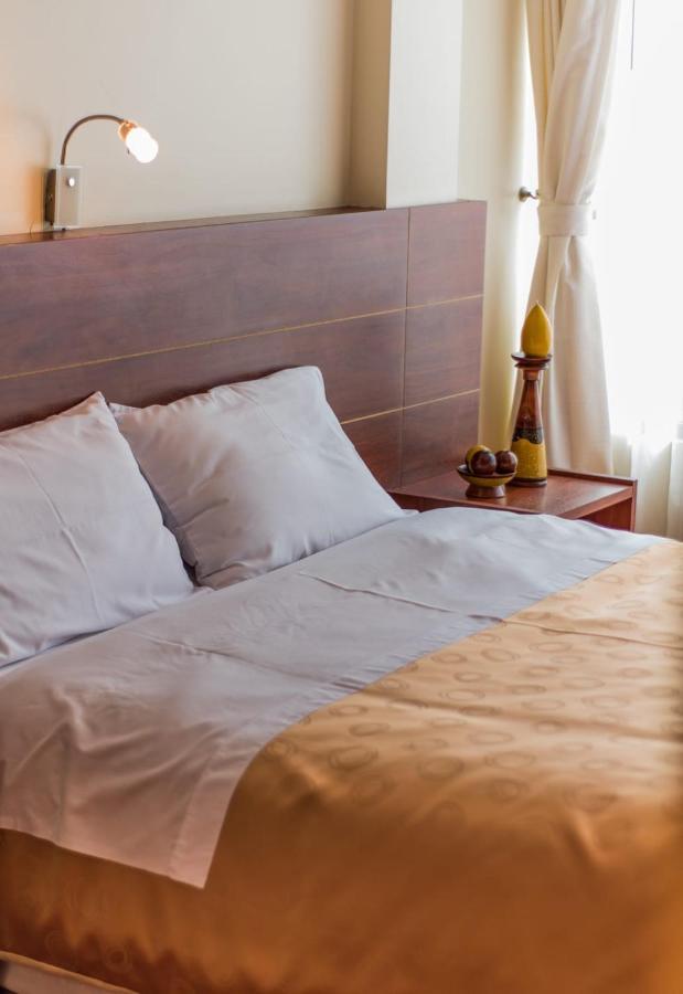 Hotel Flor De Los Andes Tulcán Dış mekan fotoğraf